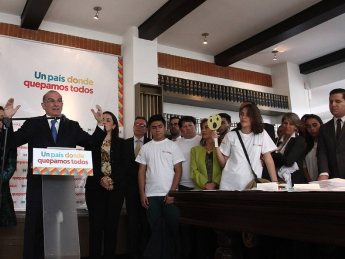 Candidatura Humberto de La Calle agita el panorama electoral