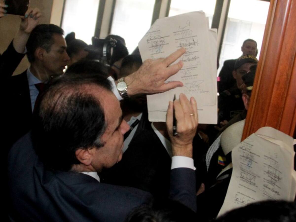 Centro Democrático inscribió nuevo comité por el No