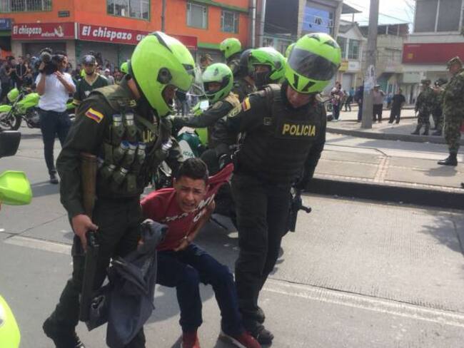 Nuevos disturbios en el sur de Bogotá por saqueos a supermercados