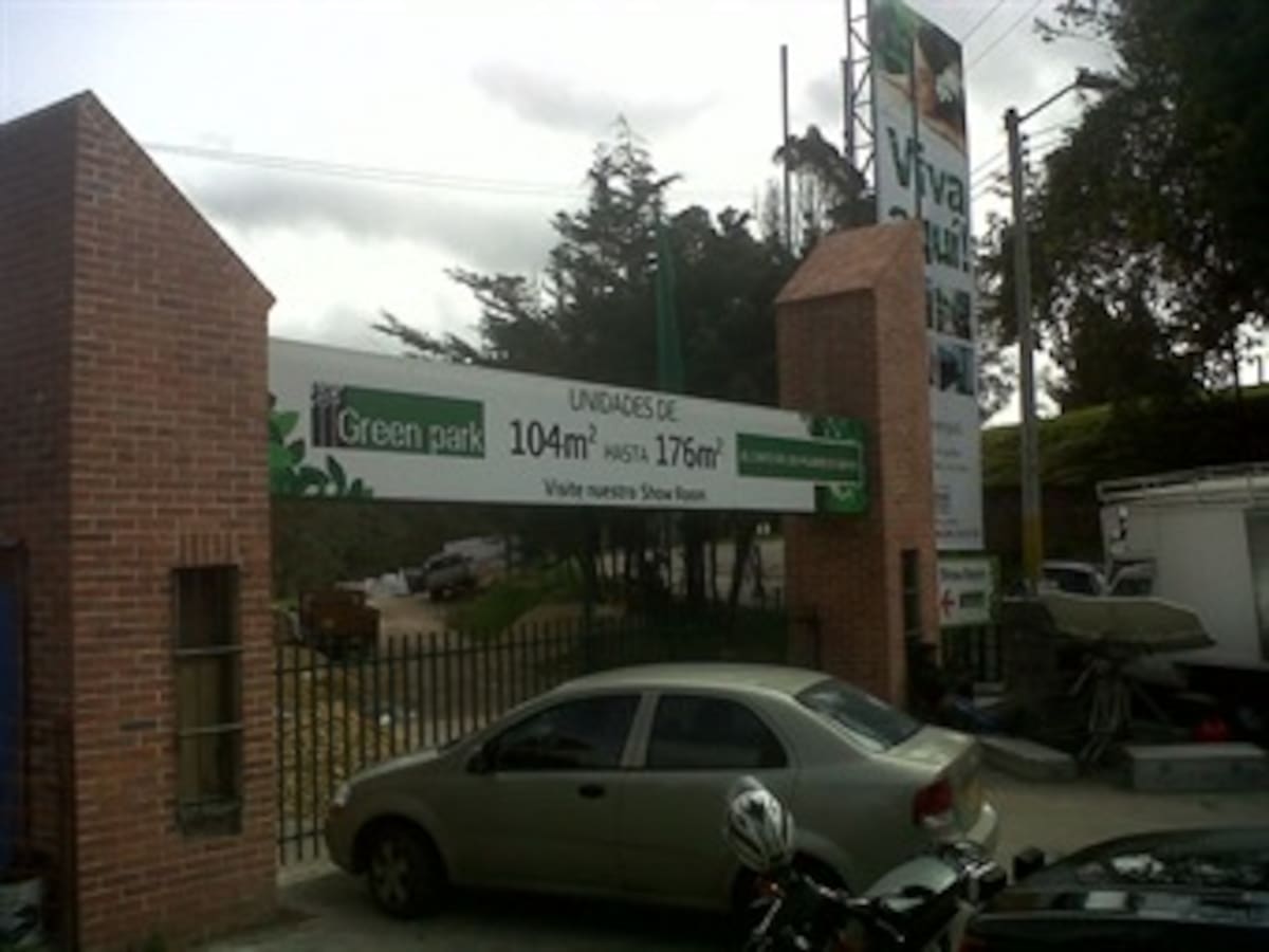 La CAR ordenó suspender la construcción del proyecto ‘Green Park’ en La Calera