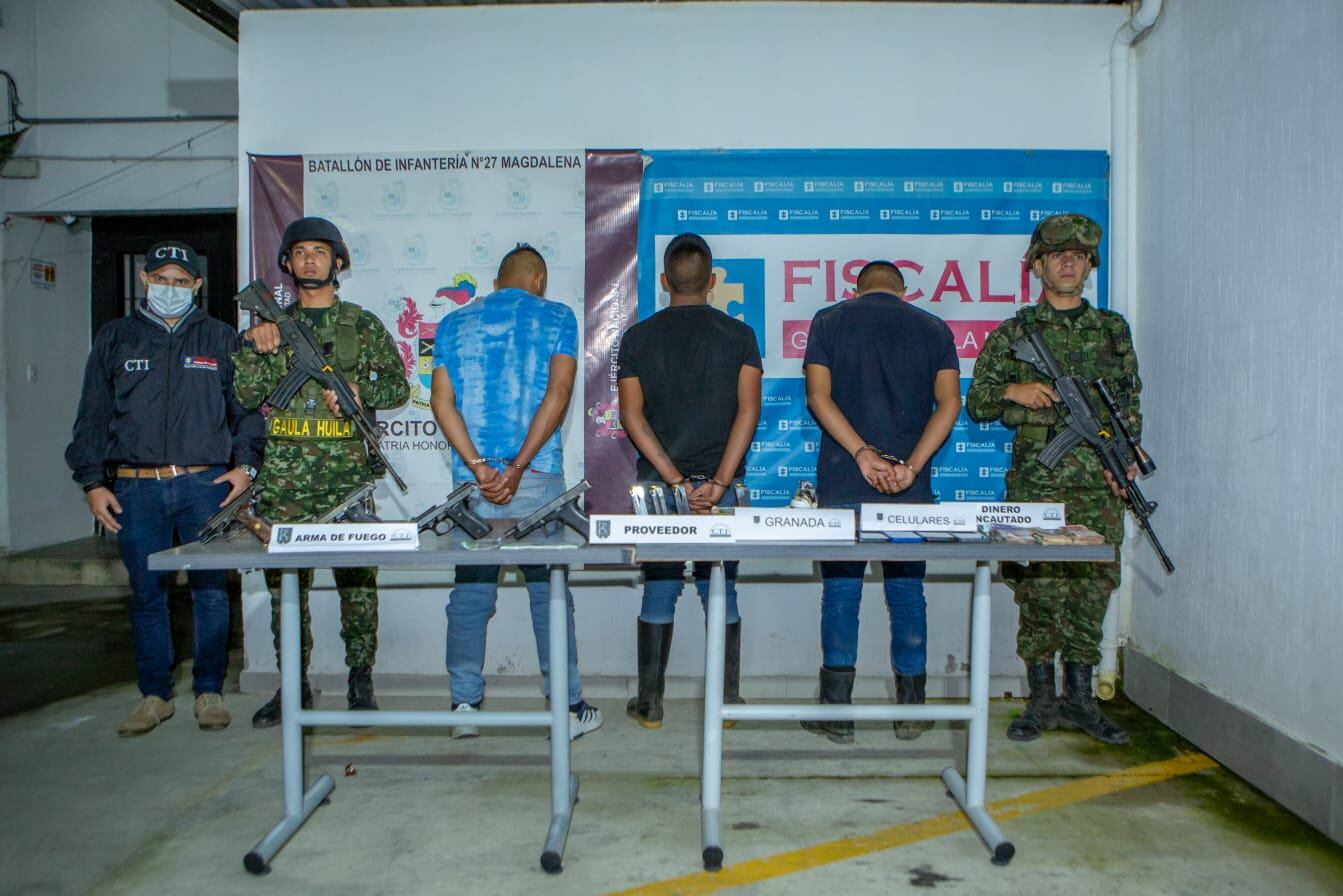 Estos sujetos fueron interceptados por el Ejército cuando se desplazaban hacia el municipio de Oporapa, con el fin de llegar a Pitalito.