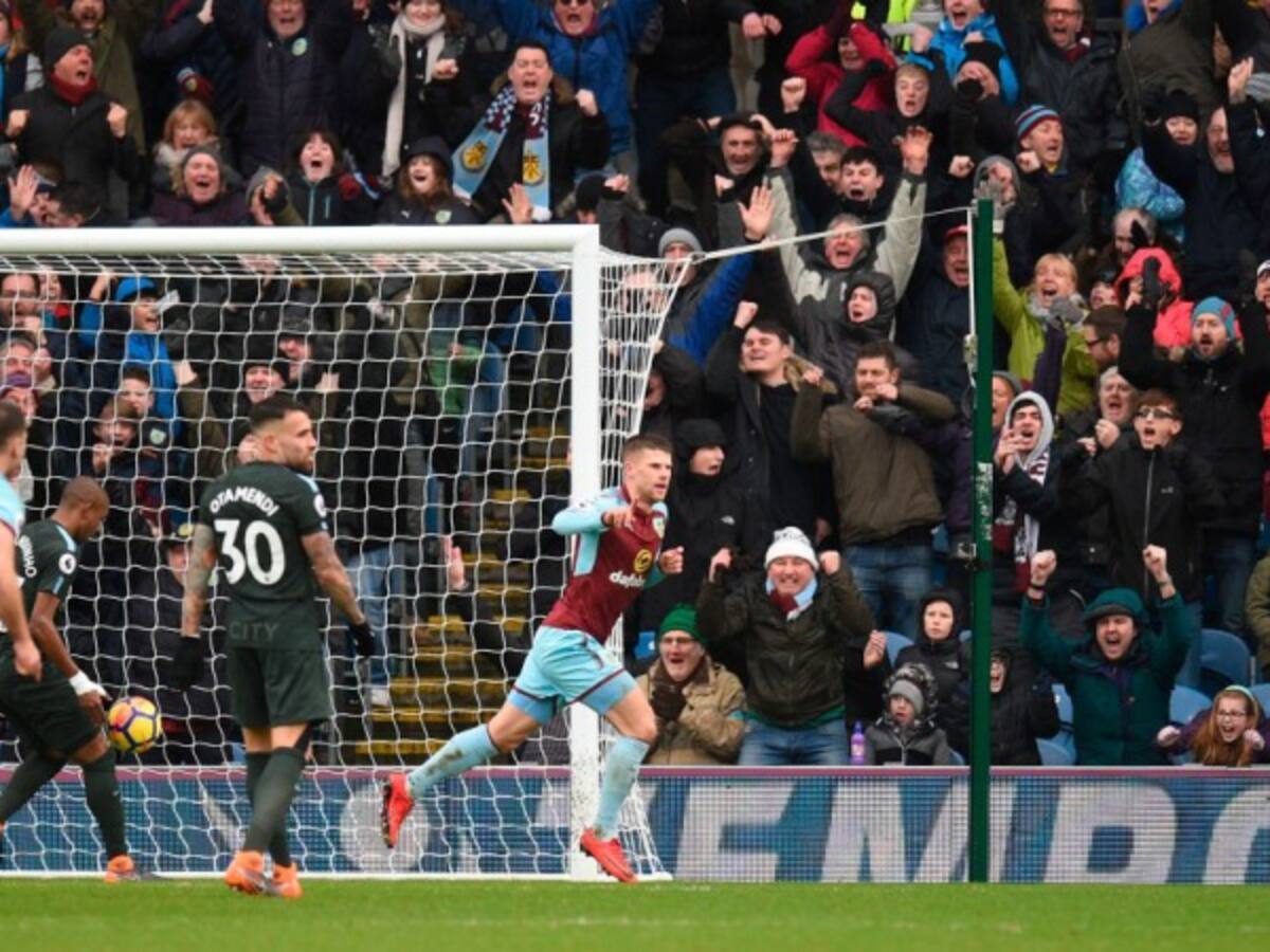 El modesto Burnley rescató un punto ante el Manchester City