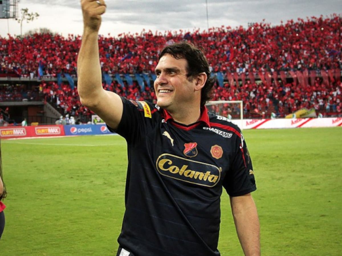 Eduardo Silva dejó la presidencia del Medellín