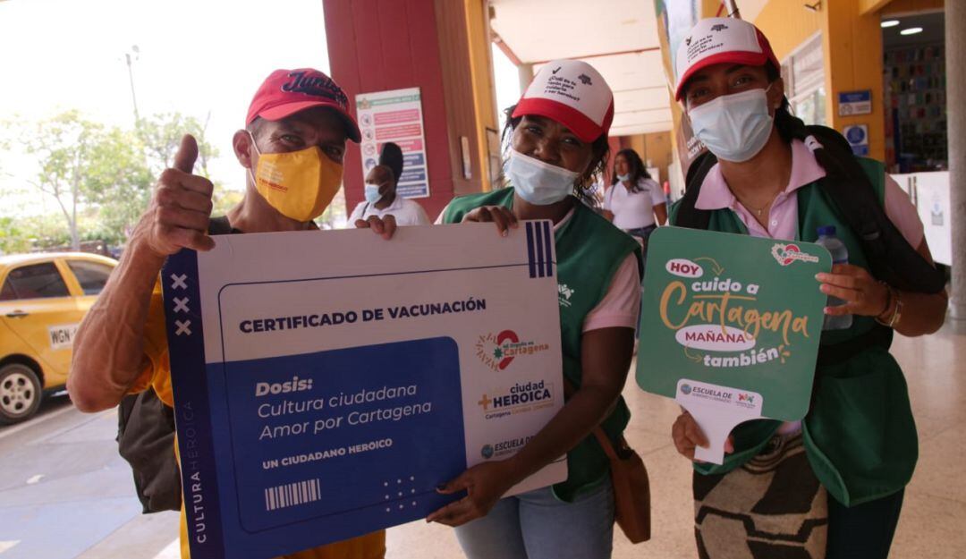 Durante el ejercicio se abordó a viajeros, transeúntes, comerciantes, vendedores ambulantes y conductores de la Terminal de Transporte