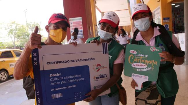 Durante el ejercicio se abordó a viajeros, transeúntes, comerciantes, vendedores ambulantes y conductores de la Terminal de Transporte