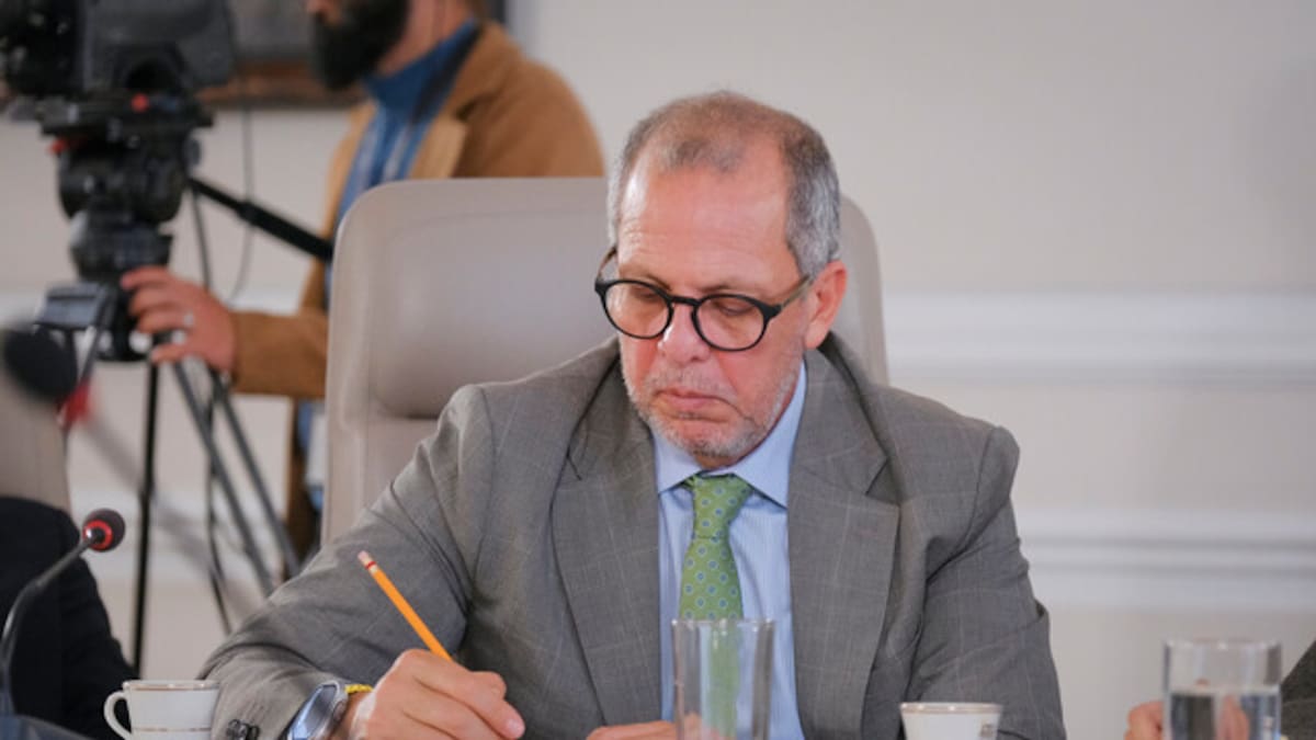 Radican queja contra Alfredo Saade en la Procuraduría por alentar a la reelección