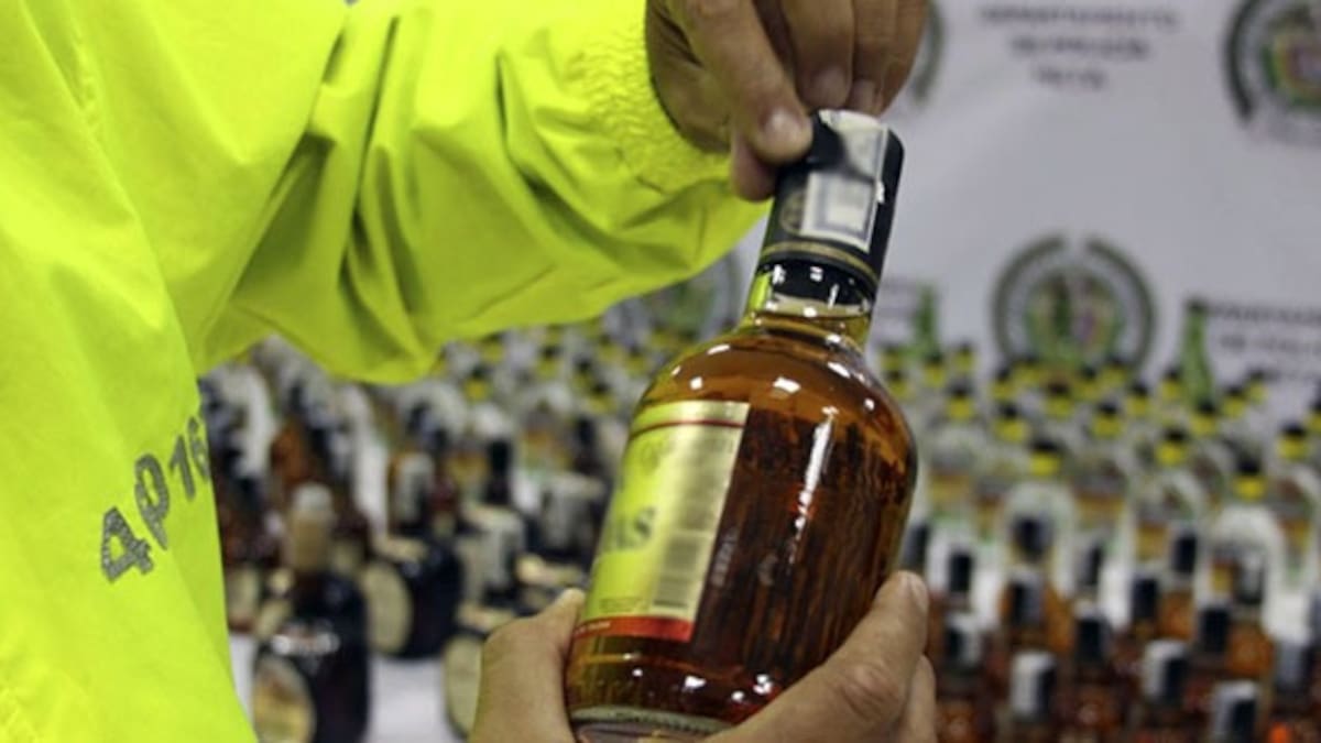 Policía de Barranquilla advierte sobre riesgos del licor adulterado en fin de año