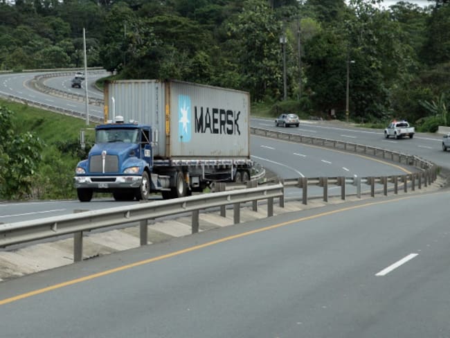 Paro camionero deja pérdidas por más de $30.000 millones en Bogotá y Cundinamarca