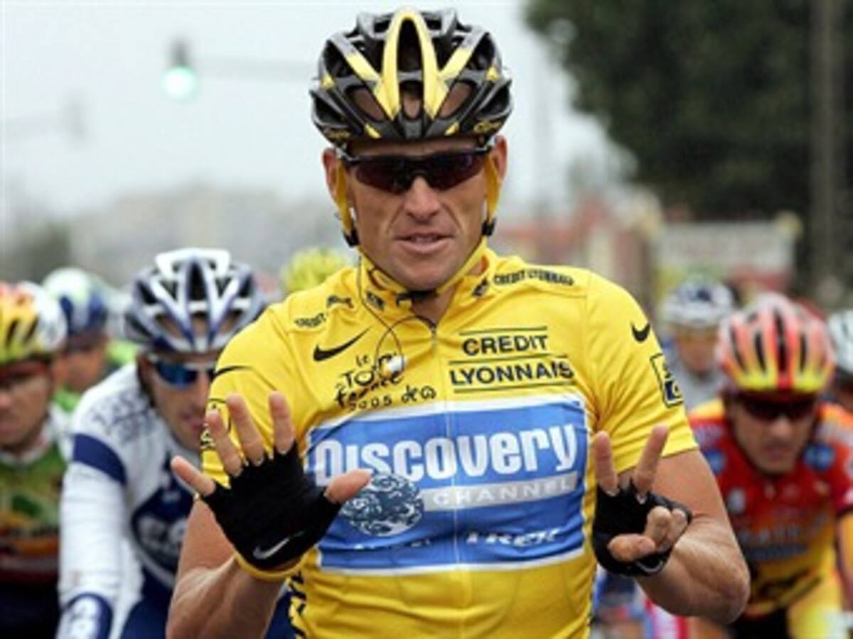 Lance Armstrong pierde sus siete Tours de Francia y es suspendido de por vida