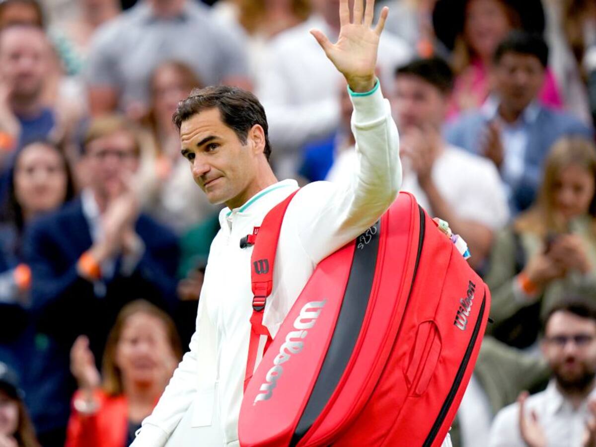 Roger Federer volvió a Wimbledon con susto y avanzó a segunda ronda