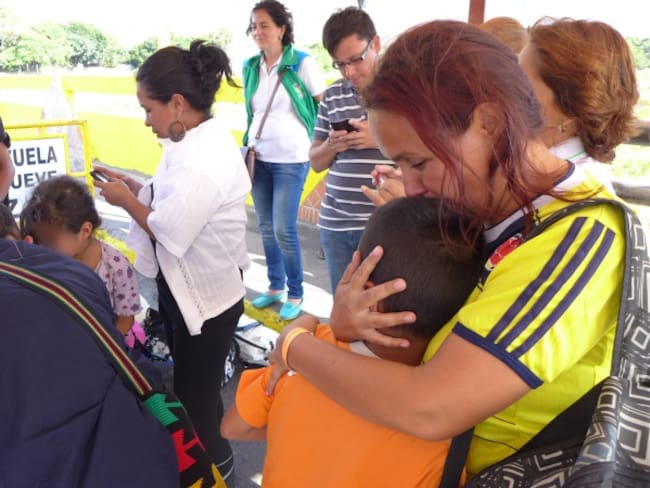 Avanza reunificación familiar tras crisis en la frontera.