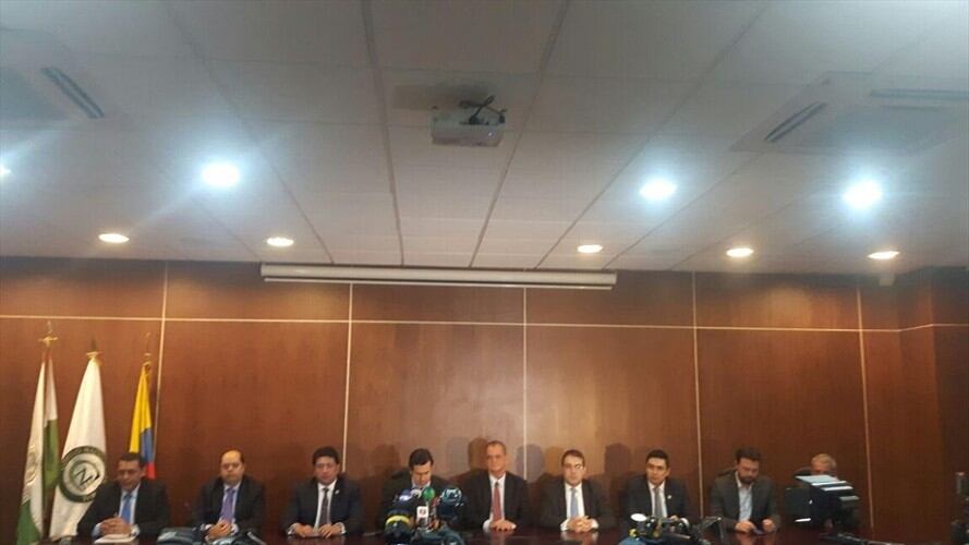 Cambio Radical inscribió su comité promotor por el "Sí". Foto: La W/ Lucas Pombo.