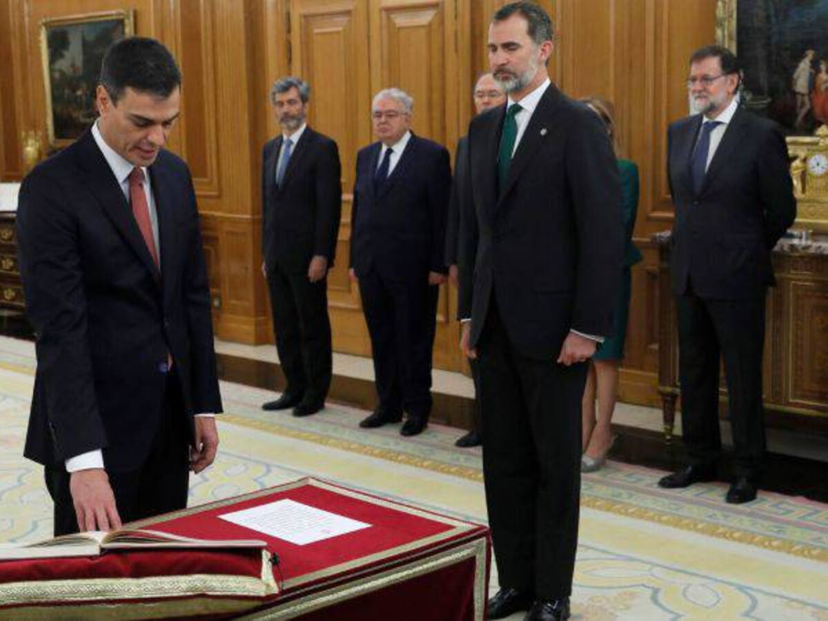 Pedro Sánchez toma posesión como presidente del Gobierno español