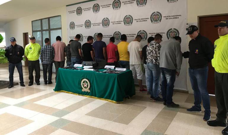 Las personas detenidas deberán responder por los delitos de receptación y manipulación de equipos y terminales móviles