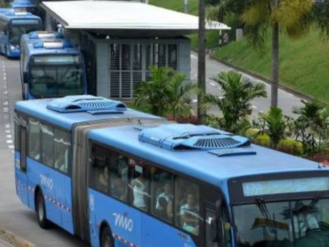 ¿Qué proponen los operadores a Metro Cali para no sacar 70 buses de un solo tajo?