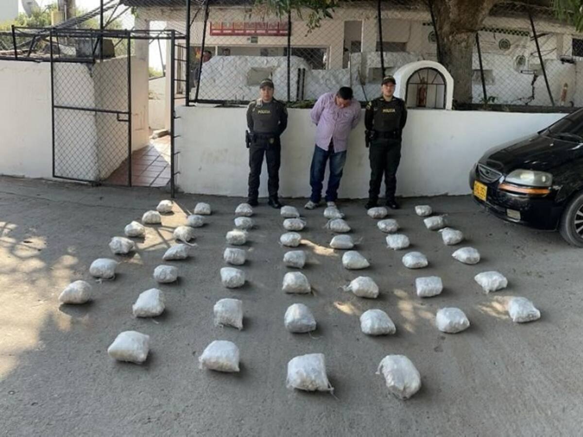 Capturan a hombre que transportaba 93 kilos de base de coca en un vehículo en Bolívar