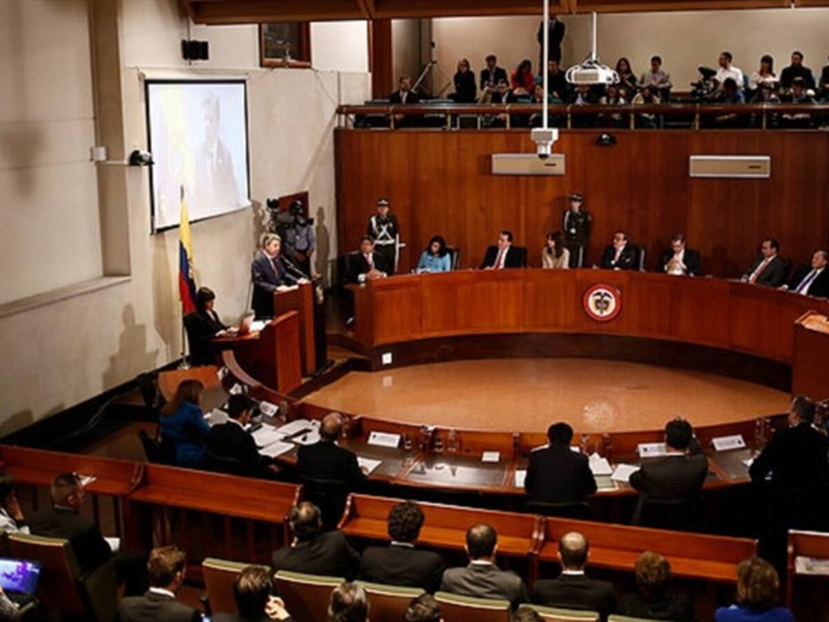 La Corte Constitucional suspendió la revisión de la Ley de Amnistía e indulto