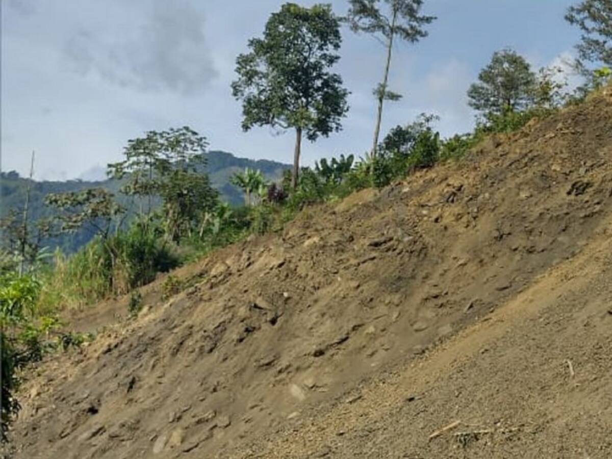 Gobernación del Tolima analiza tramo de la vía Líbano-Villahermosa