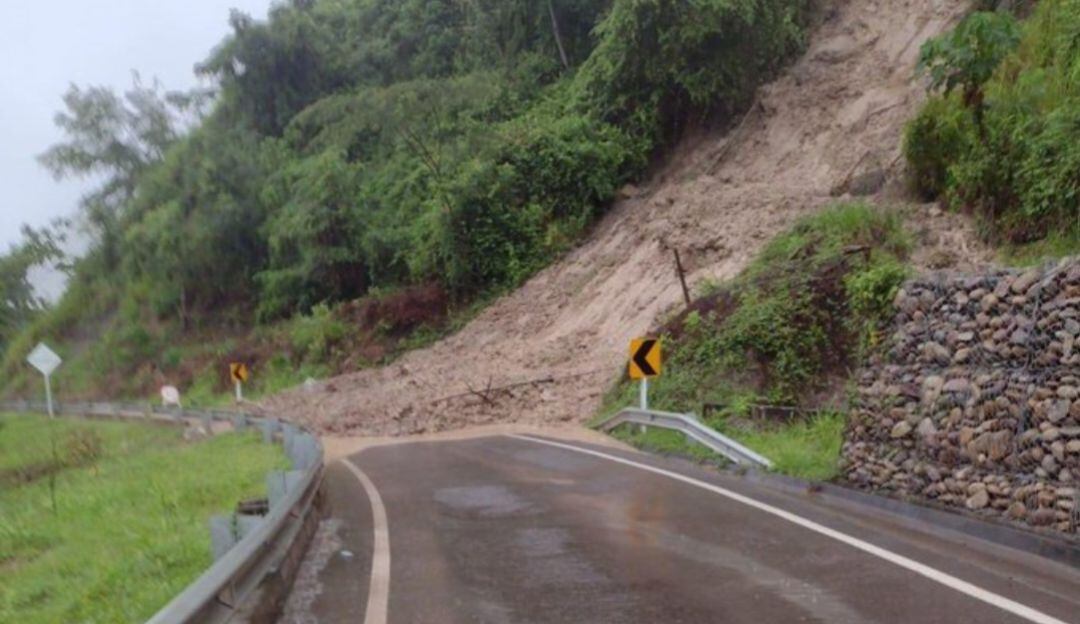Cerrada la vía Bucaramanga - Barrancabermeja por derrumbe
