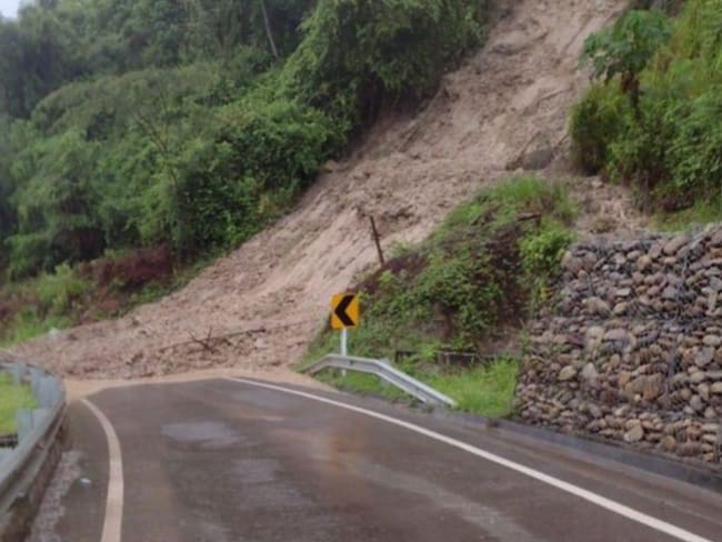 Cerrada la vía Bucaramanga - Barrancabermeja por derrumbe