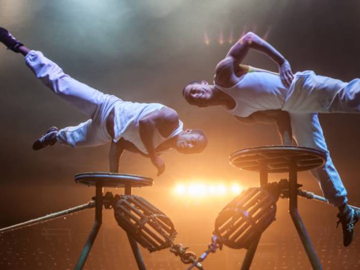 Llegó Urban, un espectáculo de circo y danza, al Teatro Colón