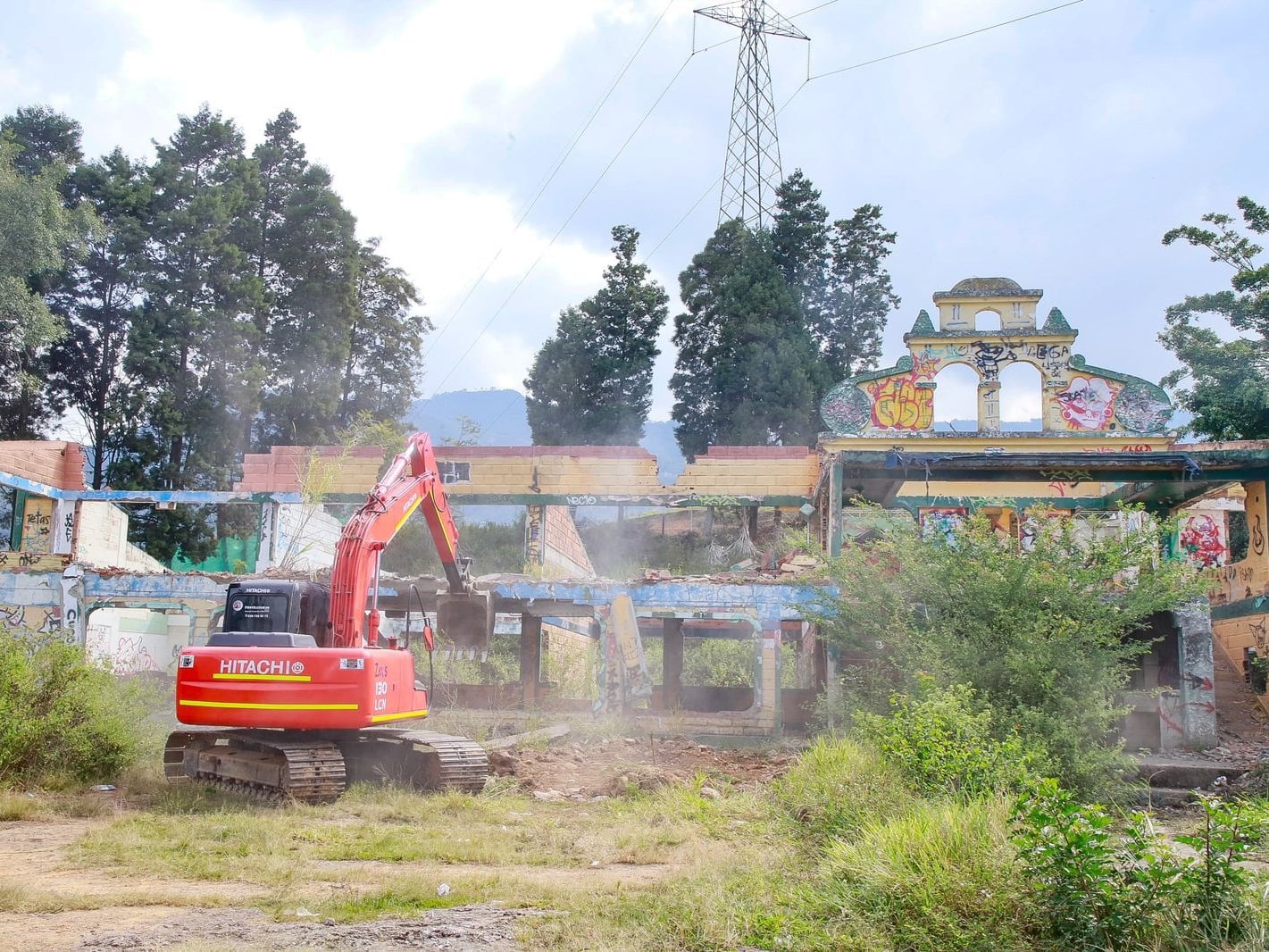 Edificación demolida en Copacabana- foto gobernación de Antioquia