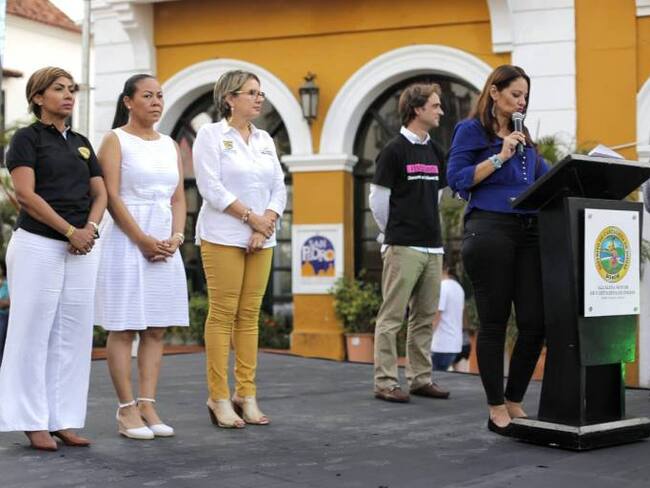En Cartagena firman y acuerdan voluntades contra trata de personas
