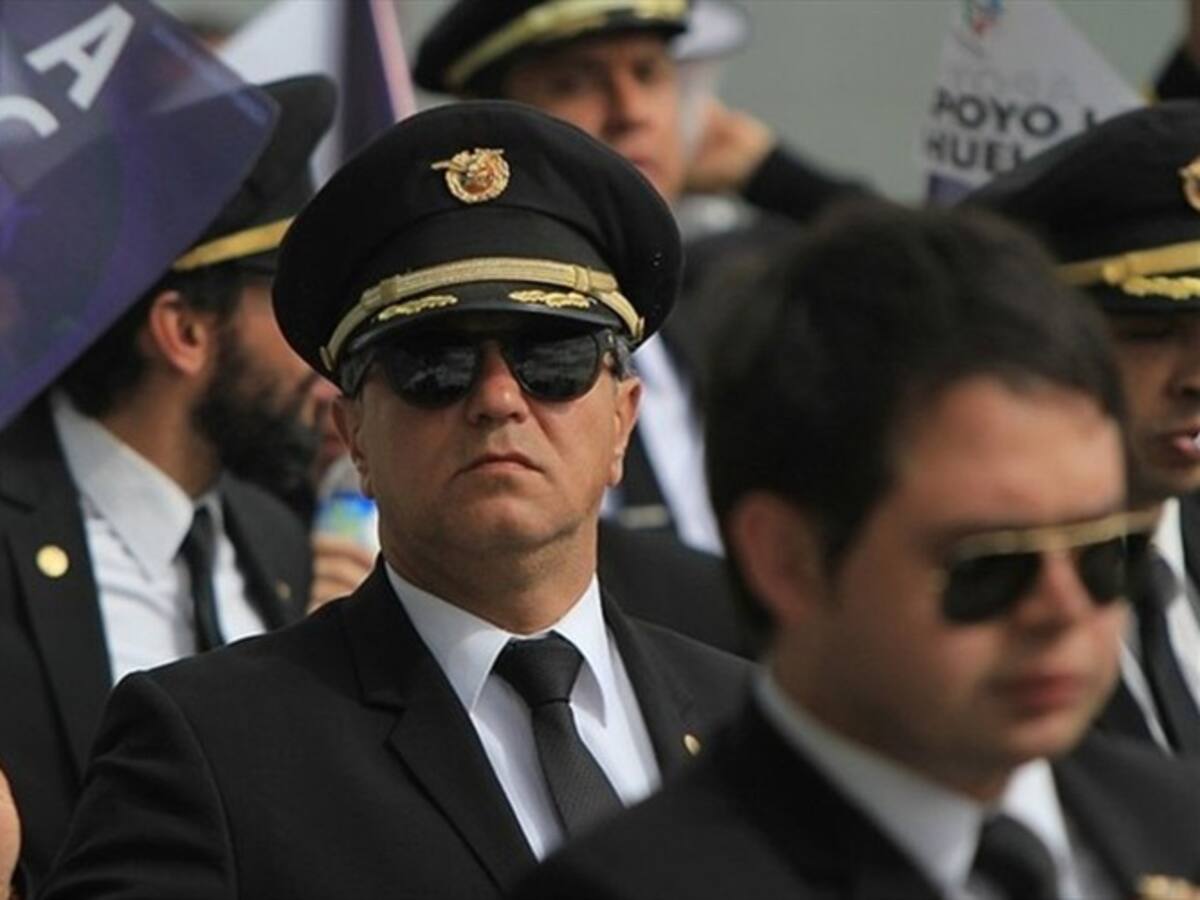 Sindicatos piden al Gobierno y Avianca que se respete derecho a la huelga