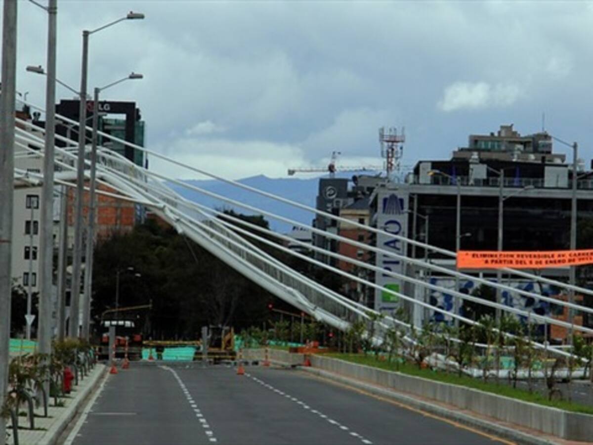 Procuraduría indaga uso de soldados en pruebas de puente que colapsó