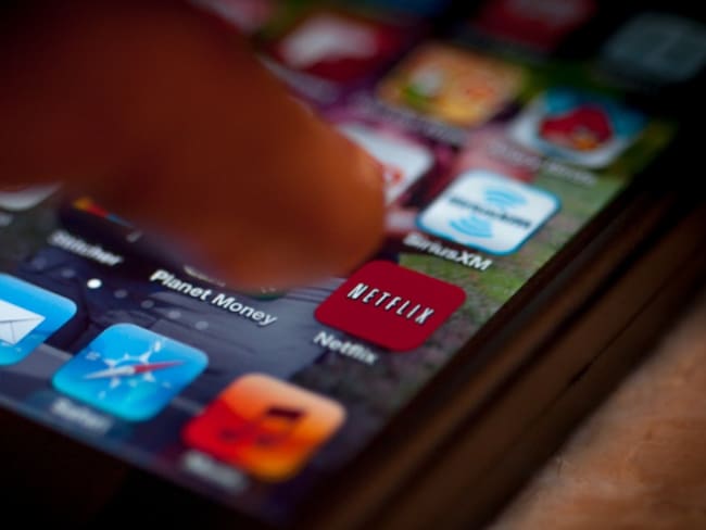 Conozca cómo reducir el consumo de datos mientras navega en Netflix
