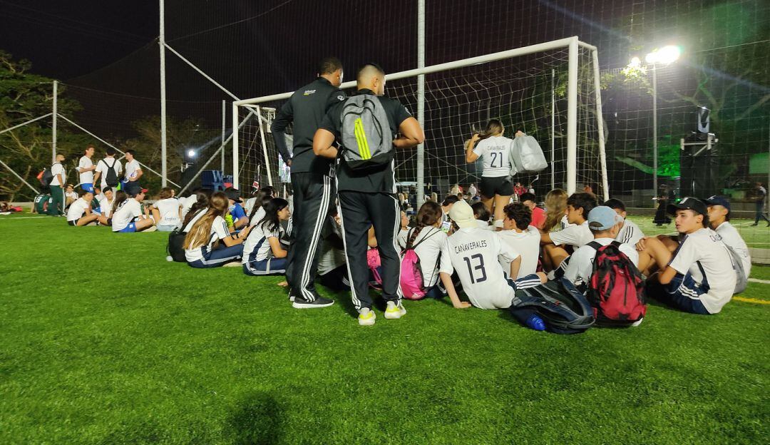 Inicio de los juegos en el Colegio Británico Internacional