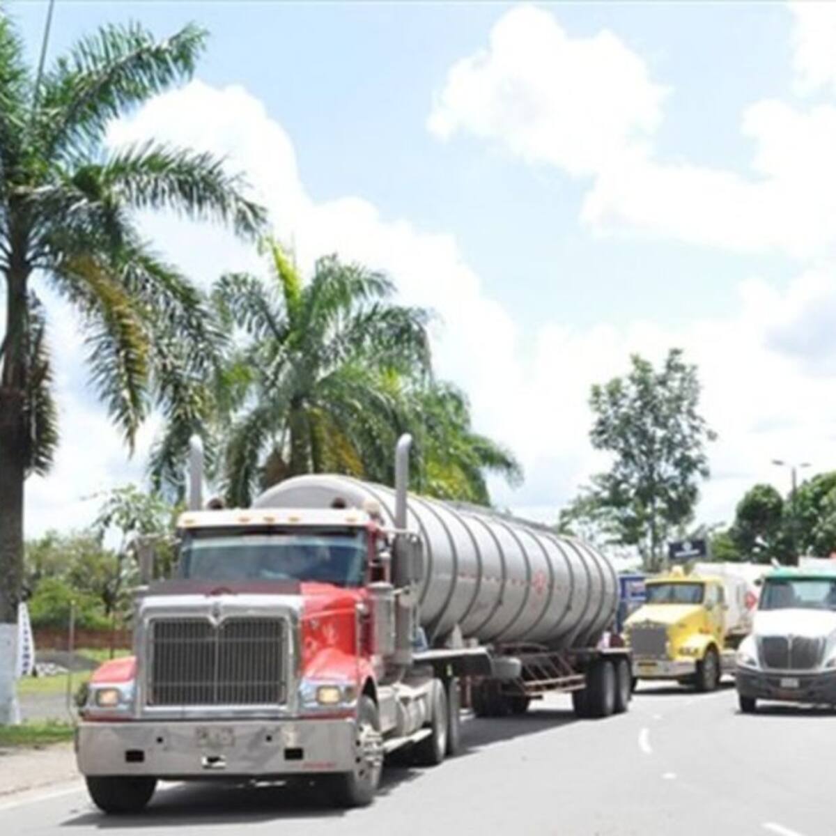 Temor en los transportadores que viajan por la vía Risaralda – Chocó
