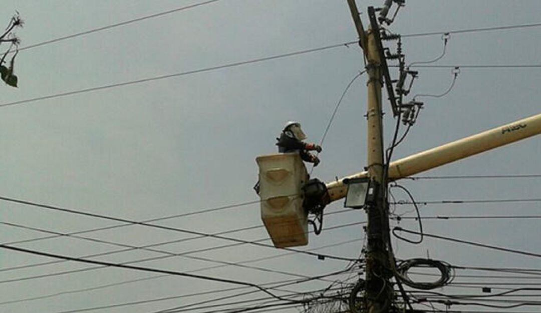 Tolimenses están pagando las tarifas altas en servicio de energía denuncian diputados del Tolima