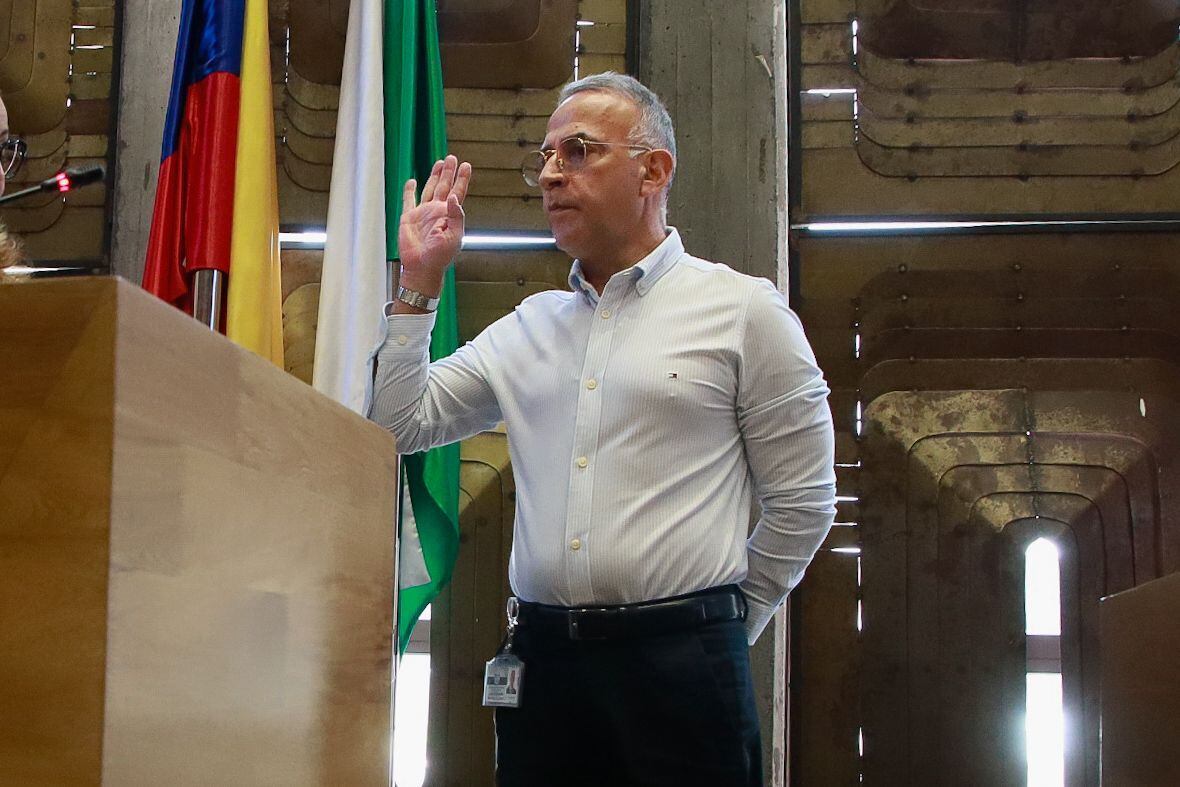 General (r) Luis Eduardo Martínez