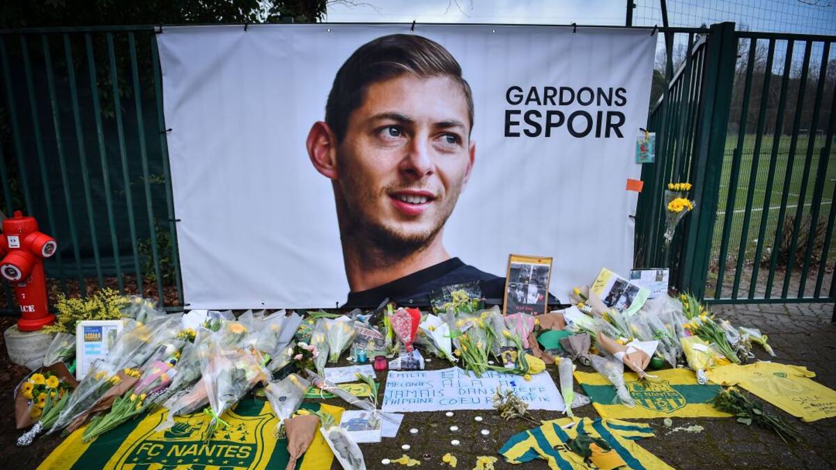 Indignación por cánticos contra la memoria de Emiliano Sala en Niza