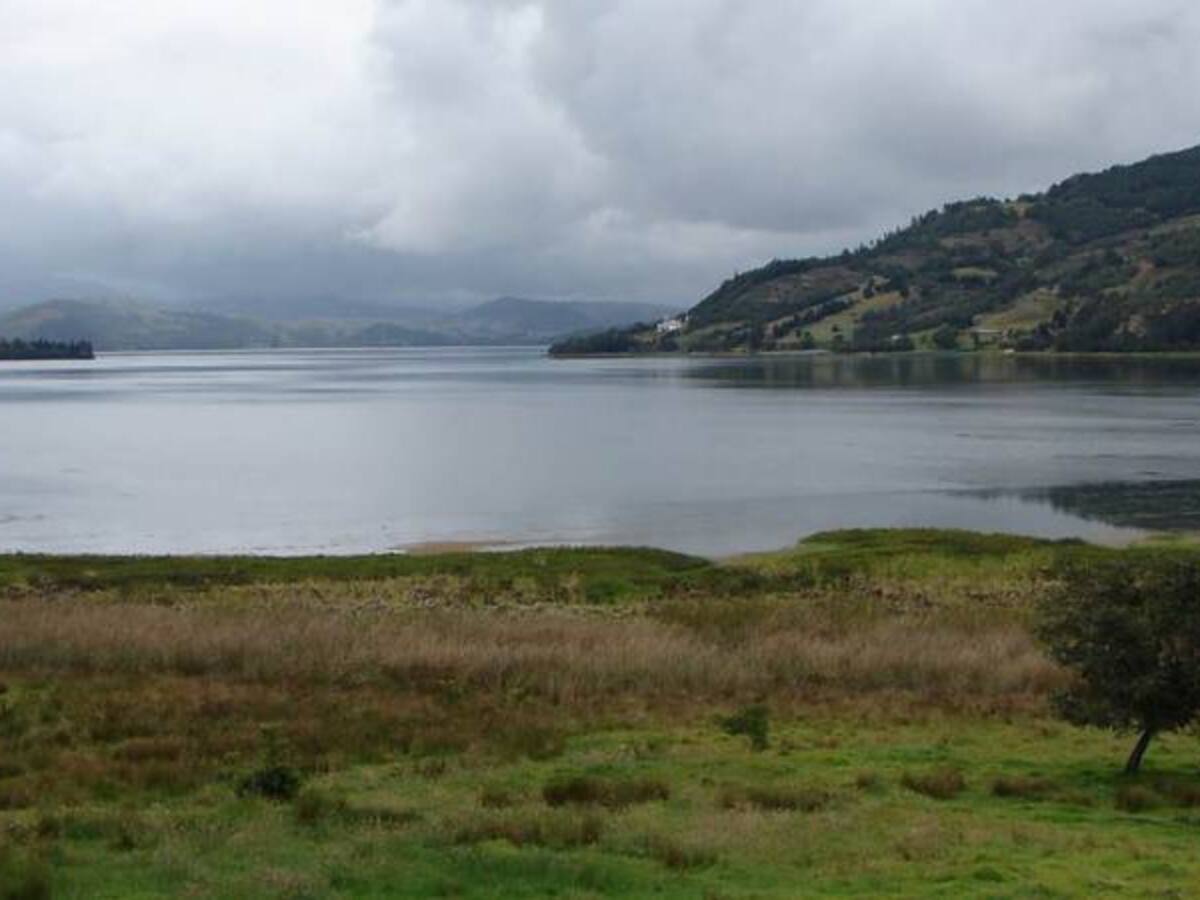 Este sábado continúa la toma de muestras en el Lago de Tota en Boyacá