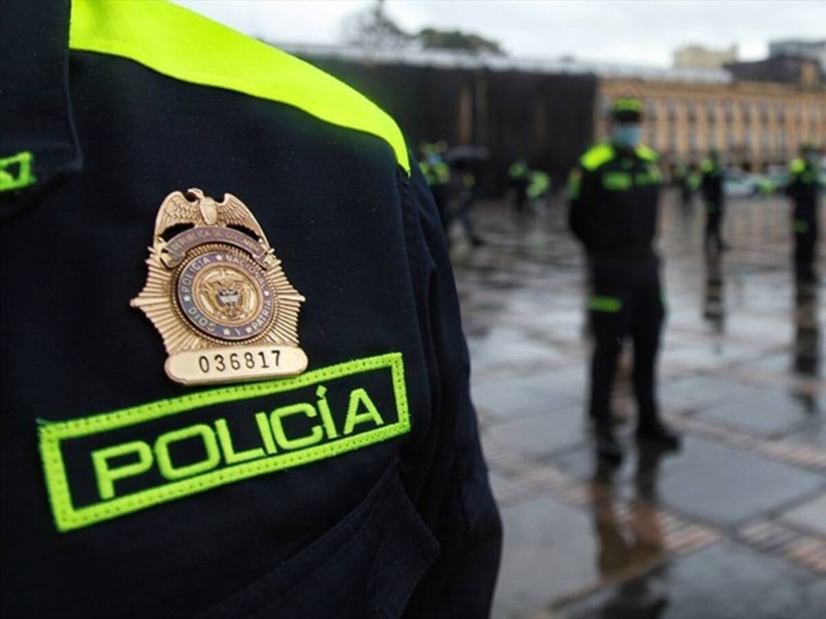 Procuraduría formula cargos disciplinarios contra 2 patrulleras de la Policía