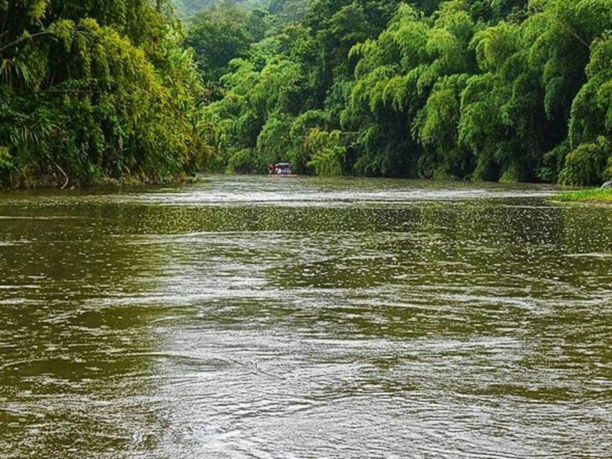 Joven falleció tras ser arrastrado por la corriente de Río en Montenegro, Quindío