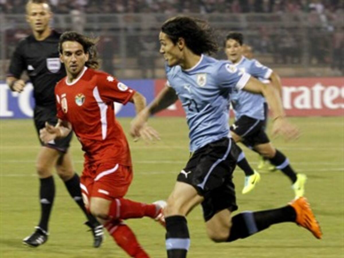 Repechaje: Uruguay golea 5-0 a Jordania en su visita a Ammán