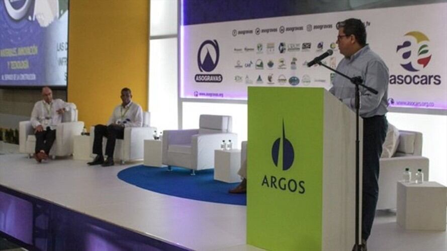 Gobierno desconoce el origen del 82% del oro que se comercializa en el país. Foto: Minminas