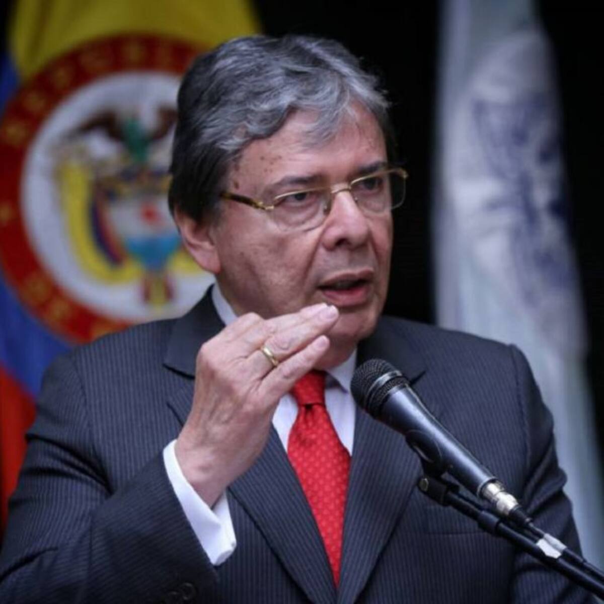 En Caldas lamentan fallecimiento de MinDefensa y presidente de CGT