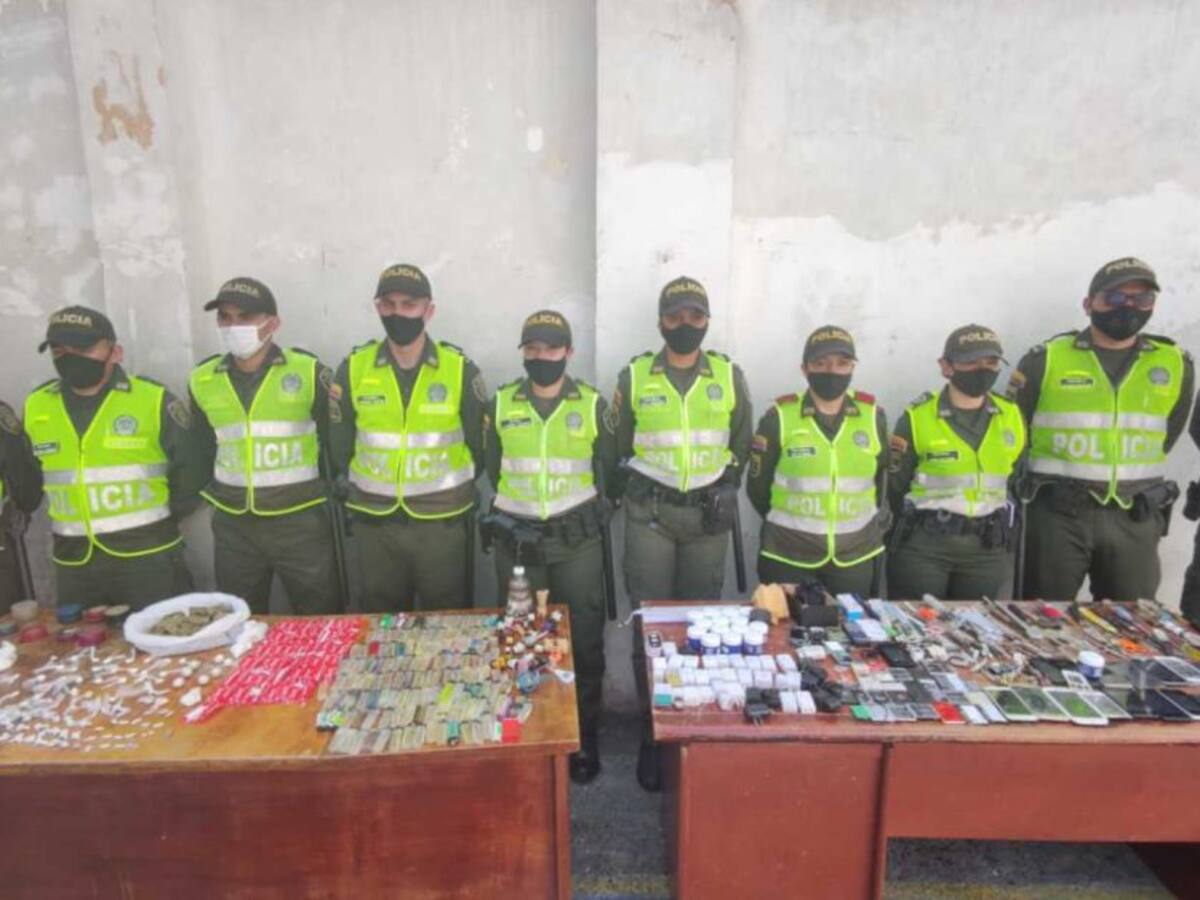 Armas blancas, droga y celulares fueron incautados en la UPPV de Pereira