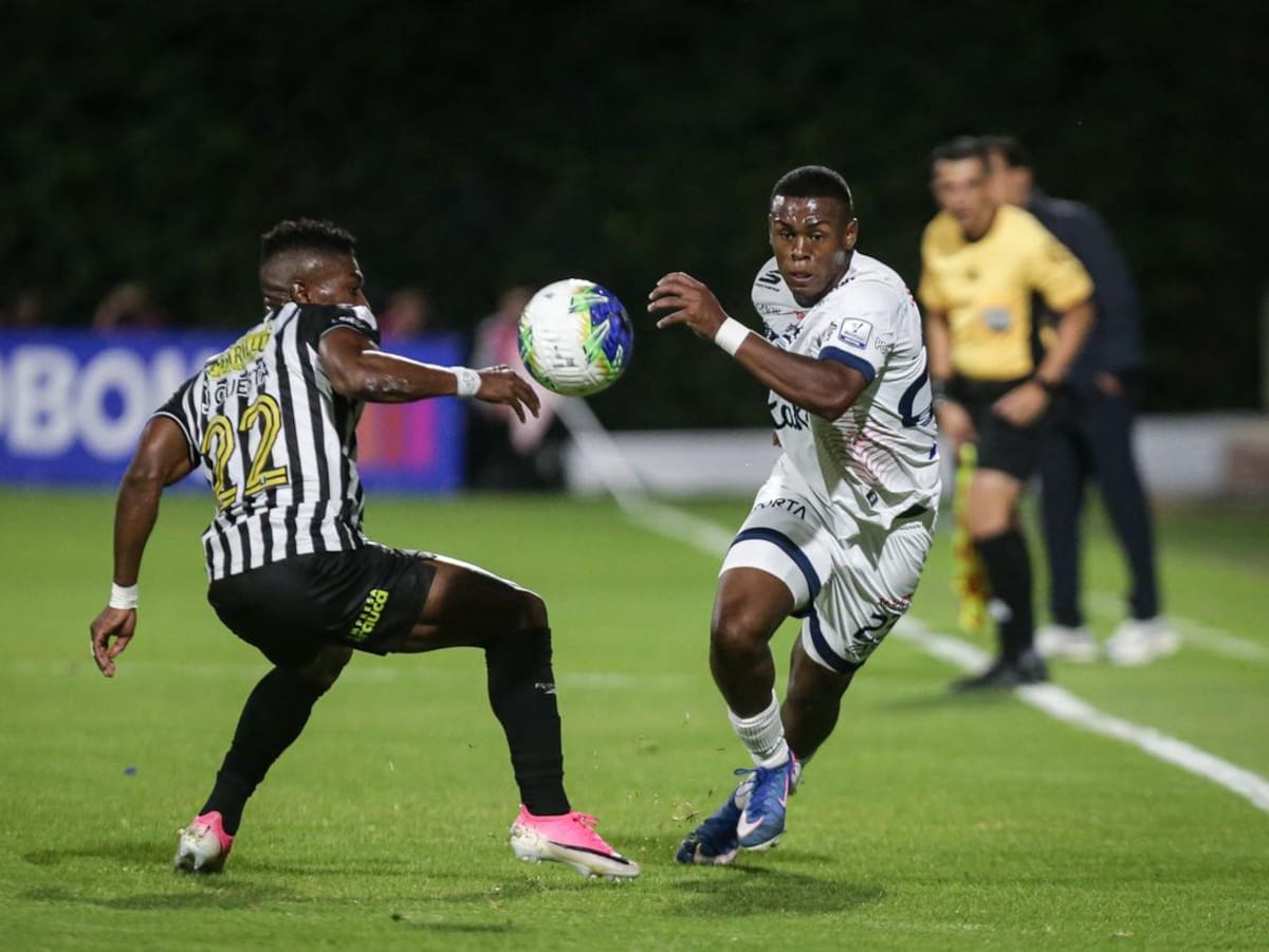 Once Caldas remontó ante Fortaleza y se llevó los tres puntos en Techo: Resumen y goles del partido