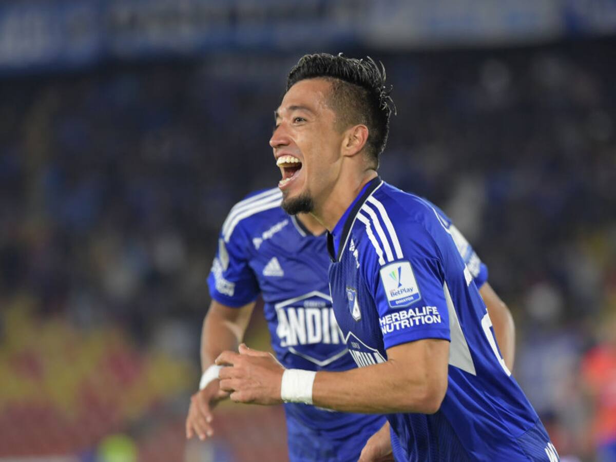 Fernando Uribe deja el retiro y volverá al fútbol profesional en Colombia