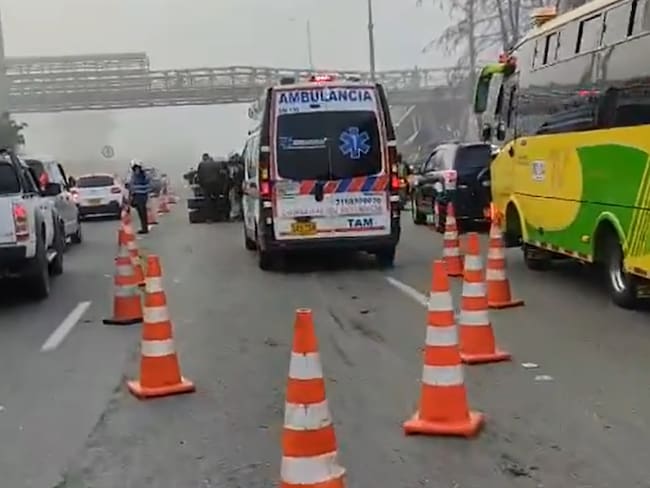 Accidente en la Autopista Norte con calle 189 - Tránsito Bogotá