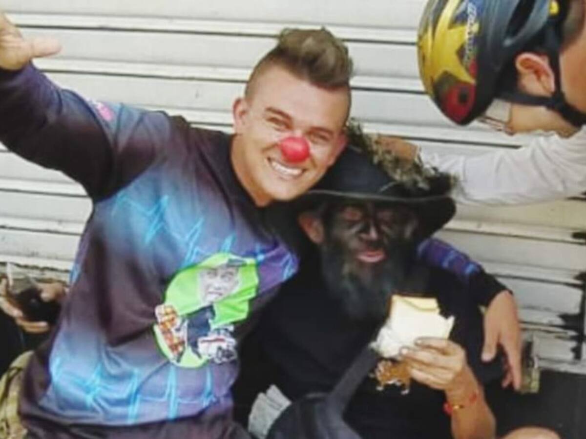 VIDEO: Stid regaló sus zapatos a un migrante y luego murió