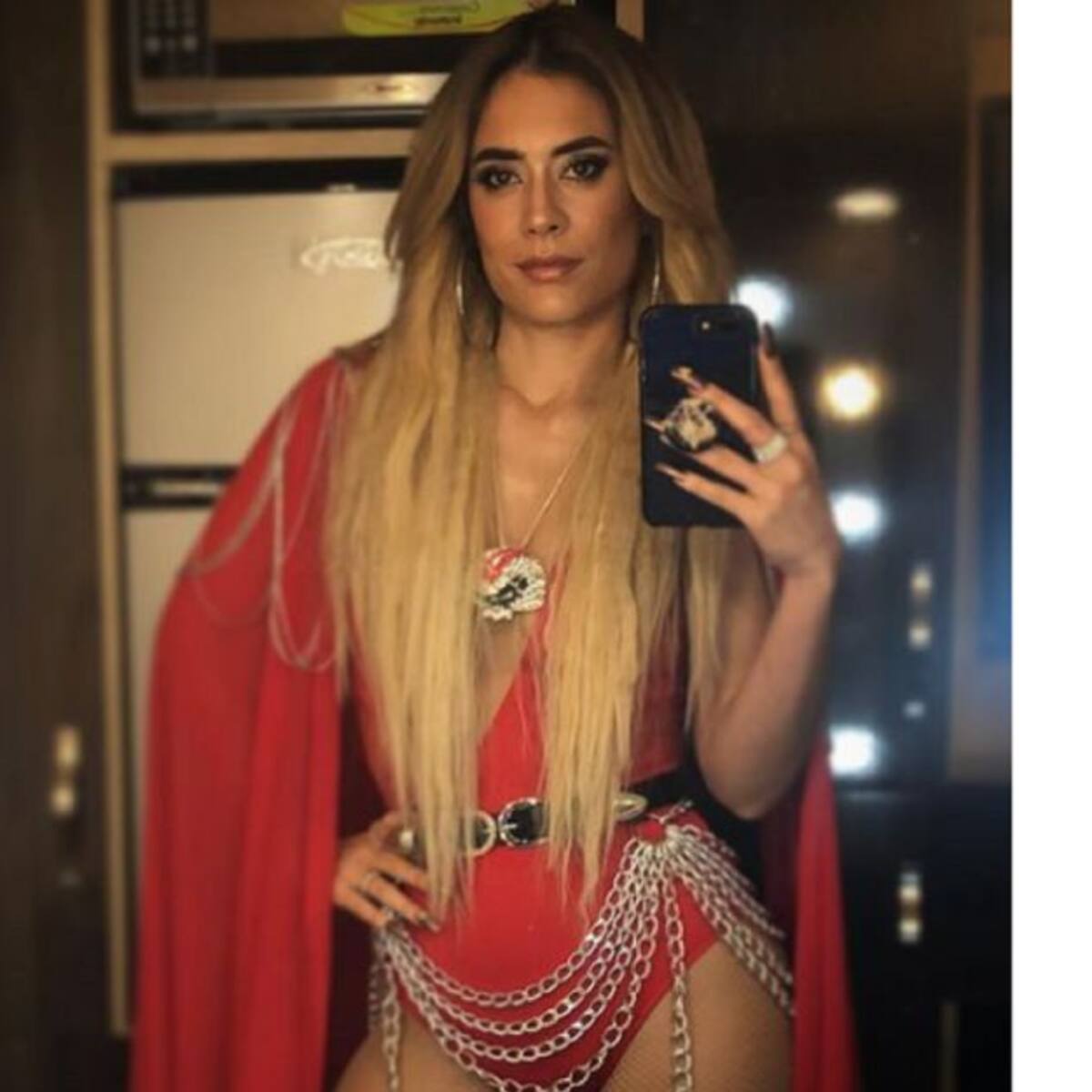 Carolina Ramírez desafió la censura: volvió a publicar foto desnuda