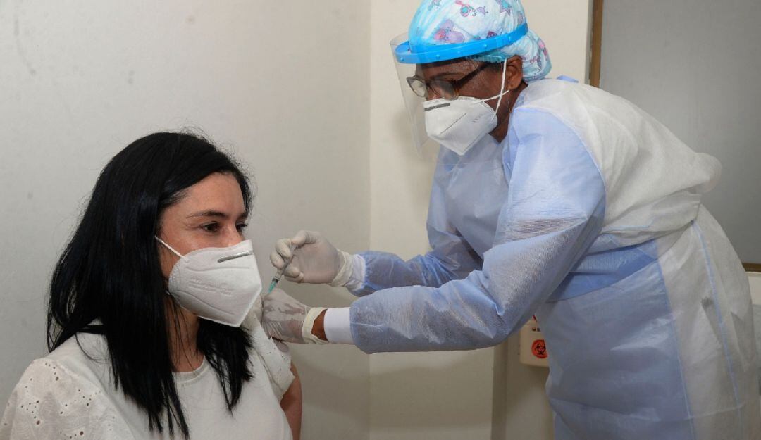 Simulación de vacunación contra la COVID-19 en Cartagena