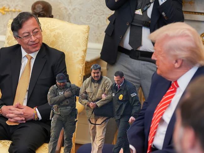 En diálogo con Caracol Radio, el presidente Petro dijo que los ataques en Caracas fueron un punto que se tocó durante la conversación con Donald Trump.
(Foto: Caracol Radio / Getty)