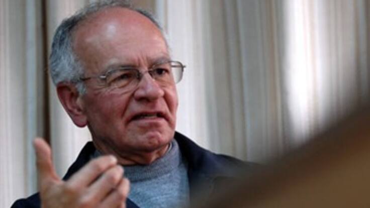 El DAS tenía registros financieros y migratorios del padre Javier Giraldo y otros directivos del Cinep